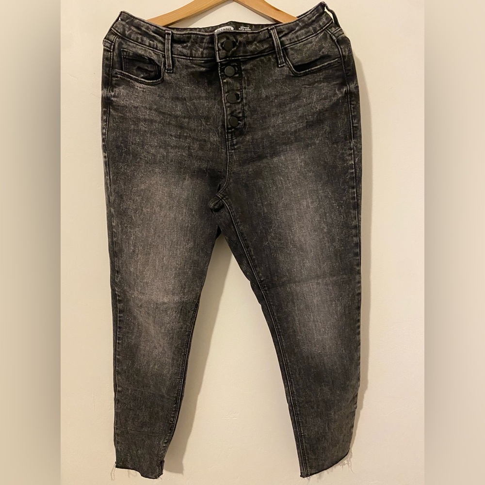 Old Navy Rockstar Super Skinny High Rise